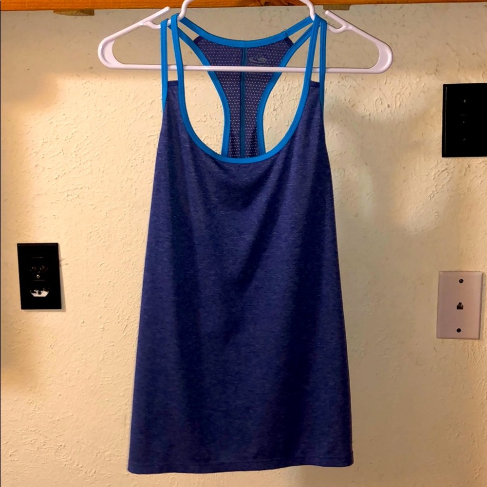workout top